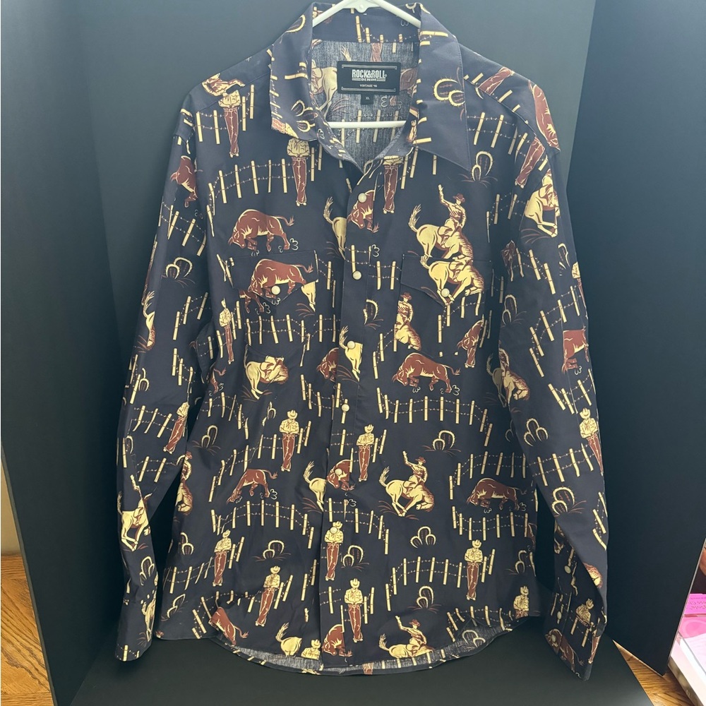 Rock And Roll Denim Men’s Cowboy Print Long Sleeve Pearl Snap Shirt